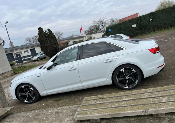 Audi A4 cena 92000 przebieg: 201000, rok produkcji 2016 z Wolsztyn małe 137